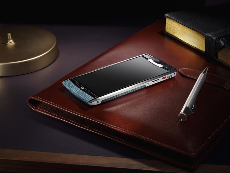 Vertu Launches Signature Touch The Handmade High Performance Smartphone